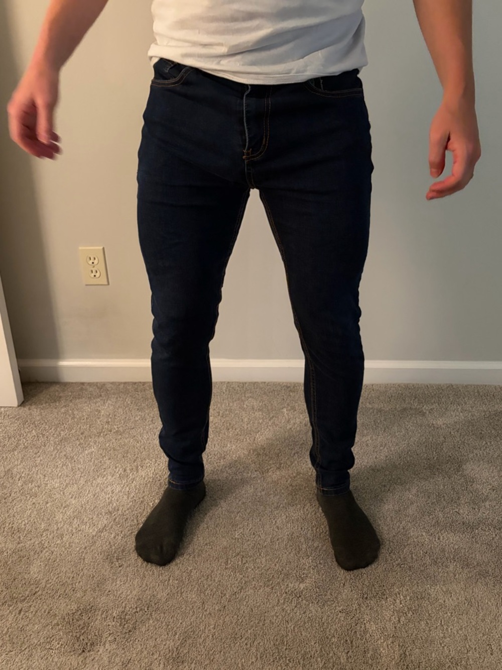 SHEIN Men’s Dark Wash Skinny Jeans